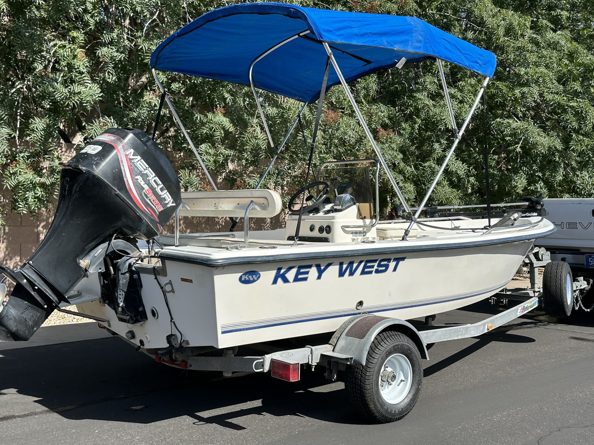 2000 Key West 1520 Fishing Boat