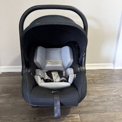 Baby Joggers GT2 Travel System