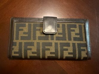FENDI wallet