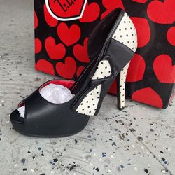 Retro High Heels