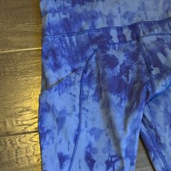 Lululemon leggings (Size 6) 