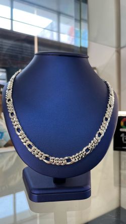 Gorgeous Handmade 8MM Silver Figaro 24” .950 Chain with Traditional Box Lock