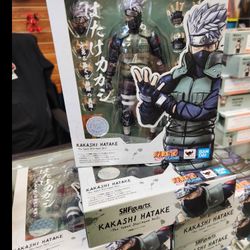 S. H. Figuarts Naruto Shippuden Kakashi Hatake