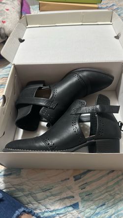 Ankle boot heels