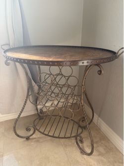World map Bar console. 33  x 30