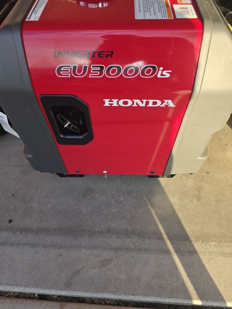 Quiet And Powerful HONDA GENERATOR!