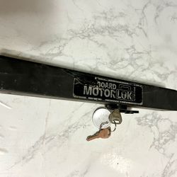 Heavy-Duty Universal Motor Lock 