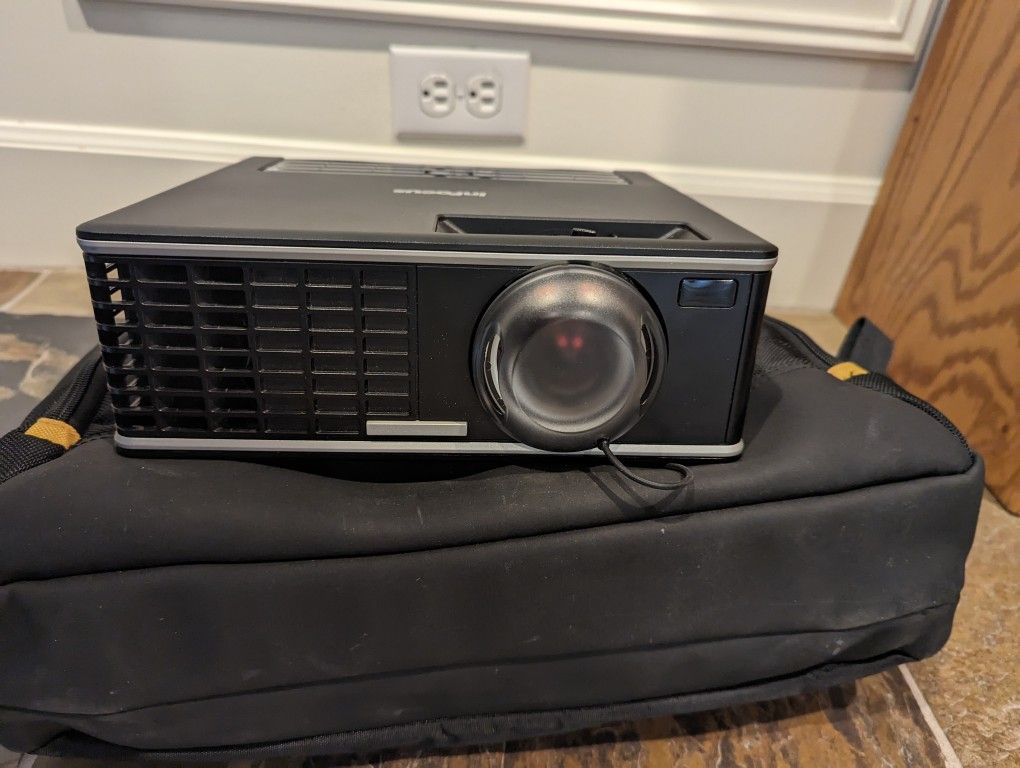 InFocus IN1501 DLP Projector | XGA 1024x768 | 3,000 Lumens