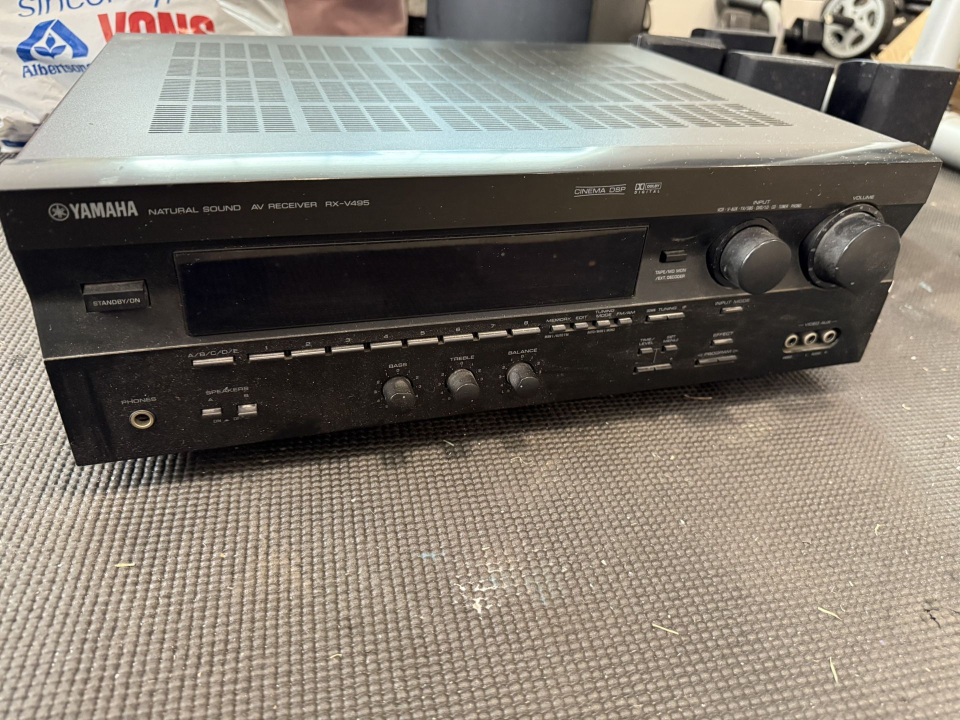 Yamaha Receiver And Bosé Surround Sound 