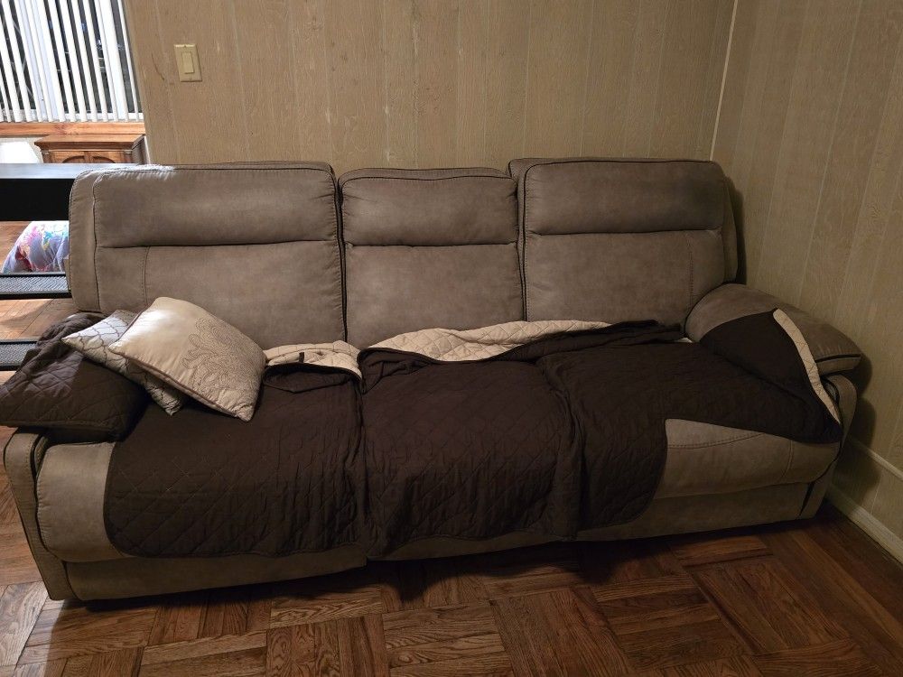 Used Sofa Recliners