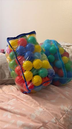 Ball pit balls