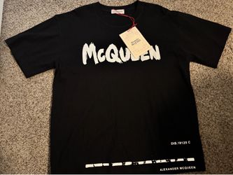 Men’s Alexander McQueen T shirt (men’s large)