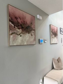 Paintings,vases,metal wall flowers