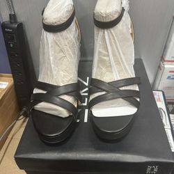 Women Naturalizer New. Size 11M