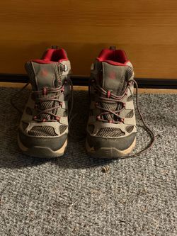 Men’s hiking boots