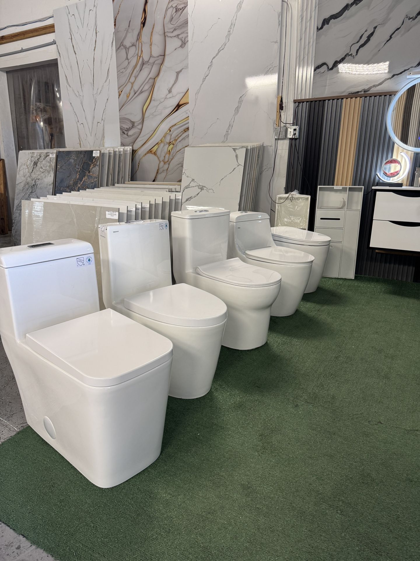One Piece Toilet