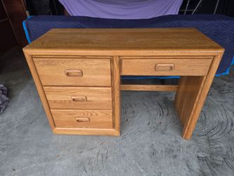 Oak desk with drawers 44x18x30h