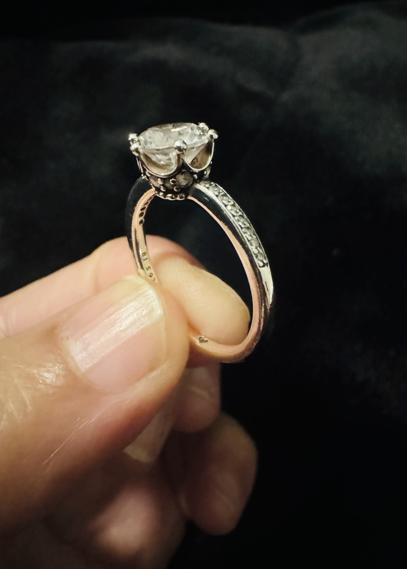 Clear Sparkling Crown Solitaire Ring Sterling silver