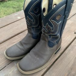 Magellan Outdoors Boys' Ace II Western Boots