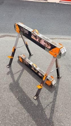 HEAVY DUTY SAW HORSES