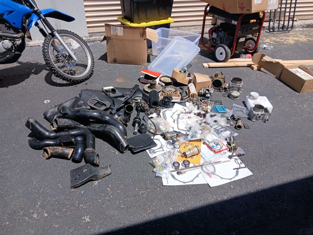 TONS of grizzly 2004 660 parts and 450 grizzly