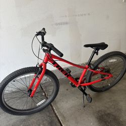 24” Trek bike