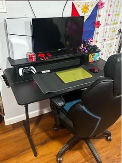 Gaming desk w LED lights + gaming chair