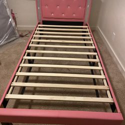 Brand New Twin Size Pink Platform Bed Frame (New In Box) 