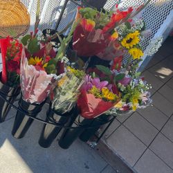 Vaentines Bouquet For $20 Come Get Em Western N 48st