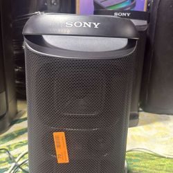 Sony SRS-XV800 X-Series Wireless Portable Bluetooth Party Speaker.  $450  1pc  Out of box No mic
