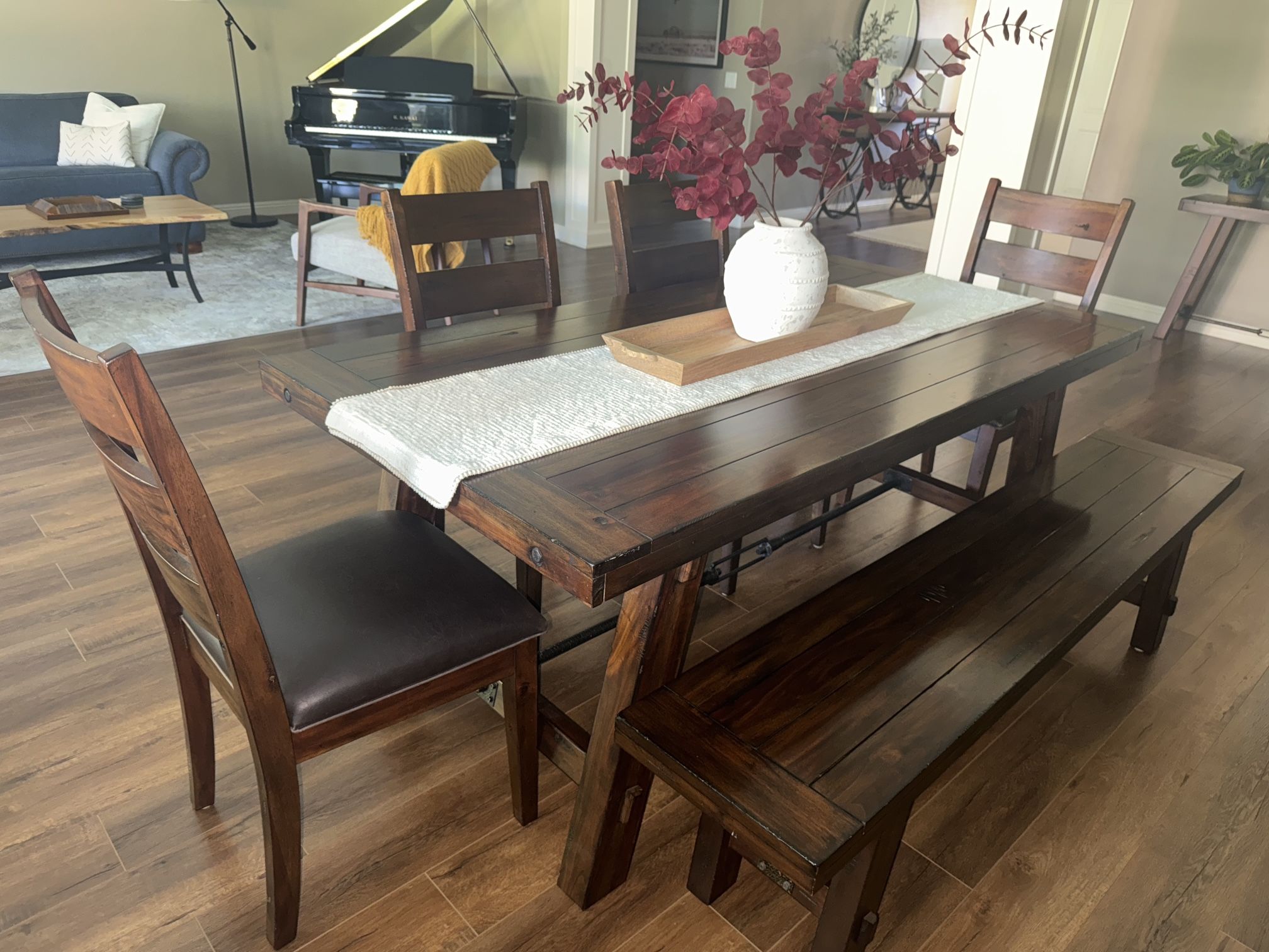 Dining Table Set