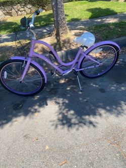 Électra townie 3 Speed tires 26”