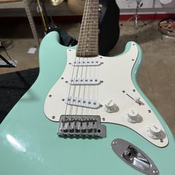 Squire Strat Fender Guitar