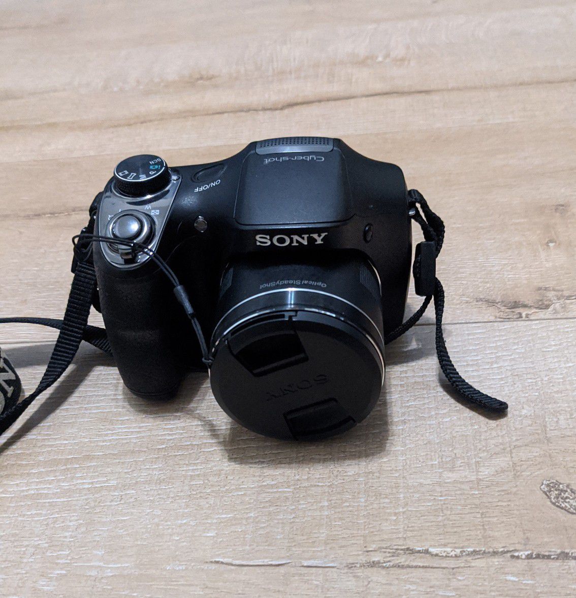 Sony DSCH300 20MP Digital Camera with 35X Optical Zoom - Black