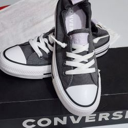 New Converse Size 5 Girls 
