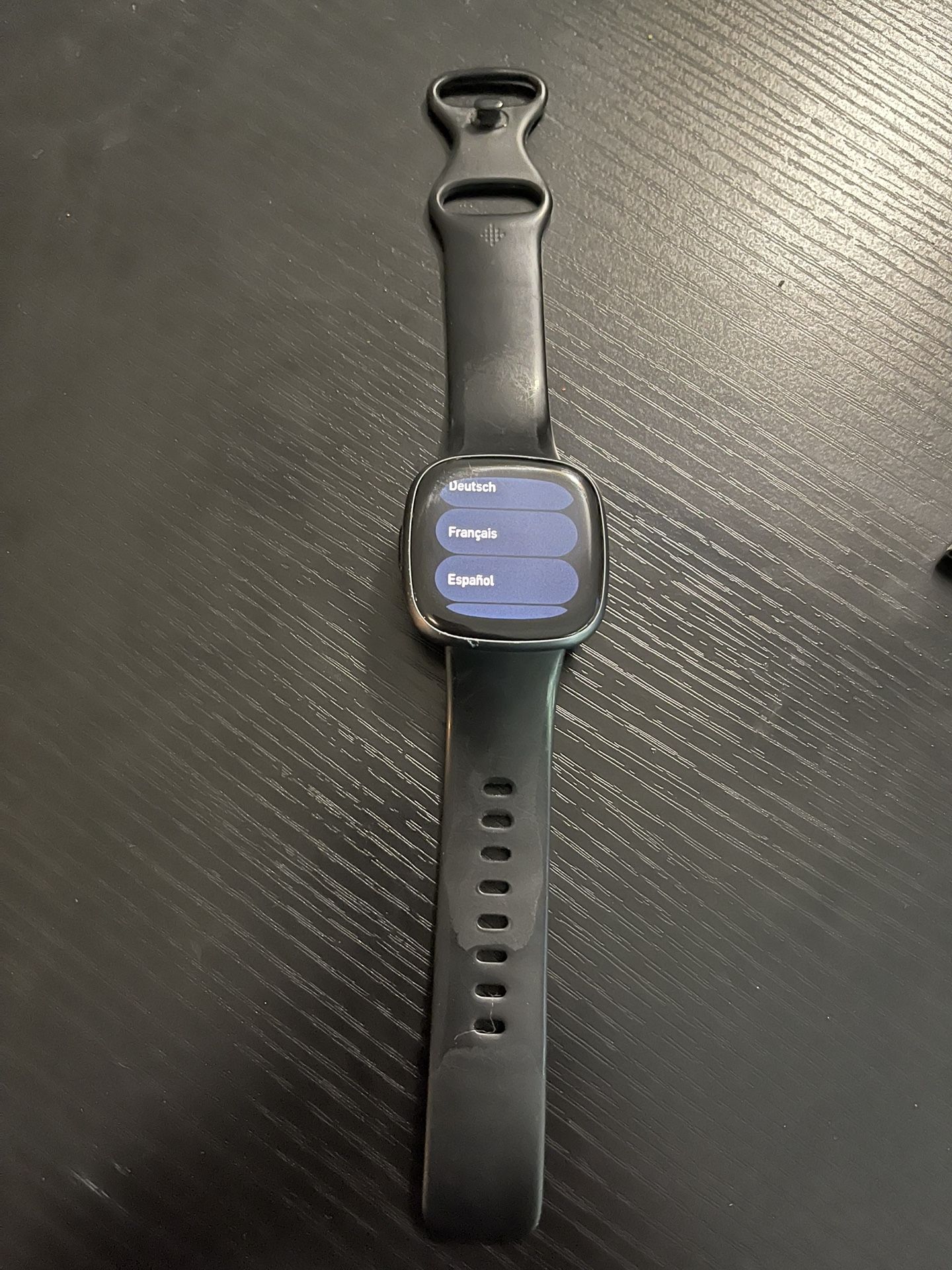 Fitbit Versa 4 Used