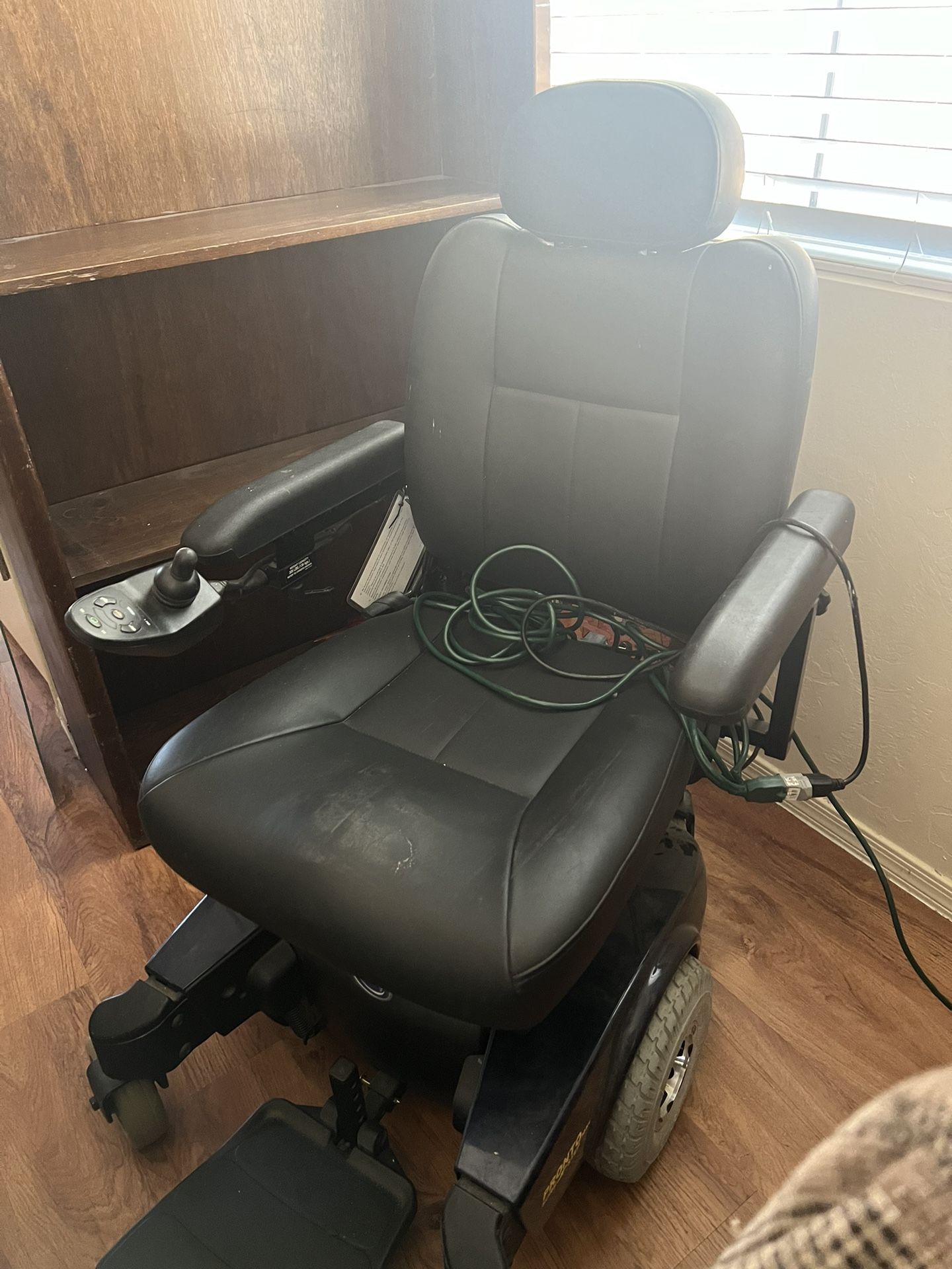 Very Nice Electric Scooter Wheelchair Used OBO