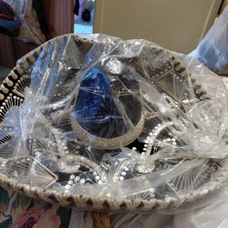 BRAND NEW NEVER USED MADACHI HAT IN GREAT CONDITION 