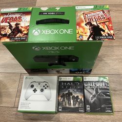 Xbox One 1TB Bundle – Games, Controllers & Accessories/Games Included
