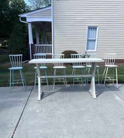 Outdoor High Top Table W/ 6 Chairs