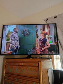 51'  Roku TV