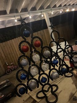 Horseshoe Christmas Tree