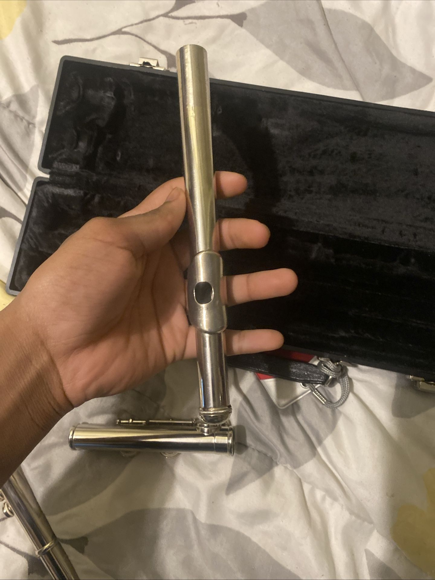 Yamaha Intermediate Flute Model 422