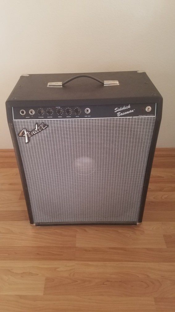 FENDER SIDEKICK BASSMAN AMP