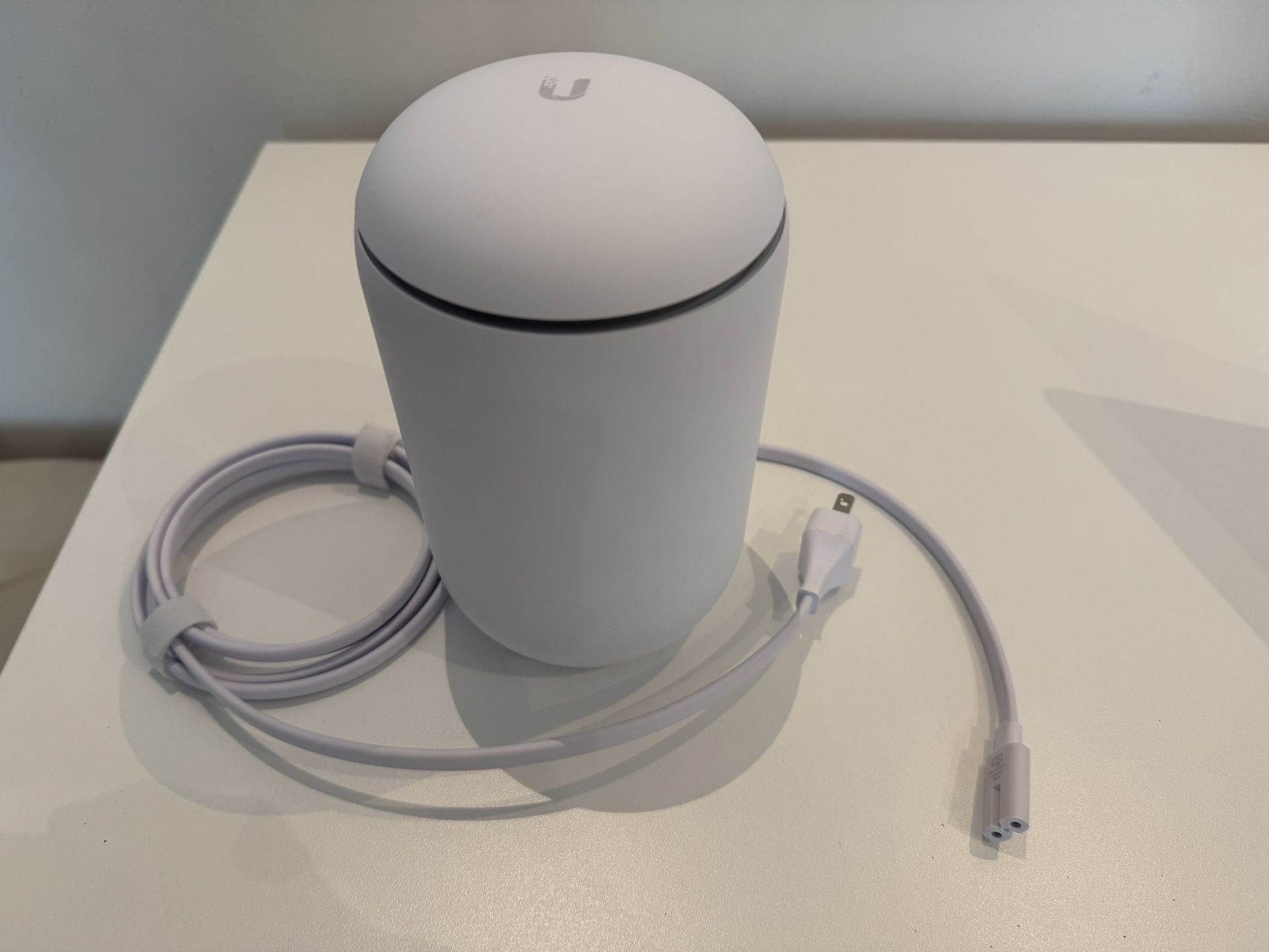 UDM-US (Used) Excellent Condition - Router/WiFi5 Combo Ubiquiti  