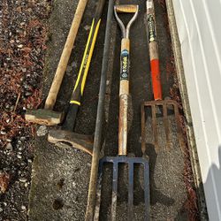 Sledge Hammer , Splitting Maul, Pitch Forks, Tamper Bar