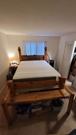 Deluxe Log Bed with Bench