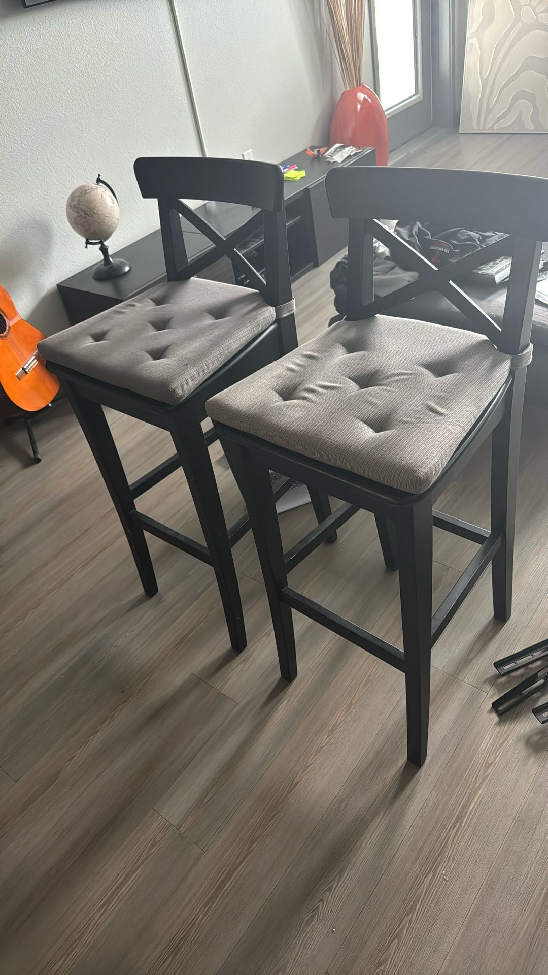 Bar Stools High chairs