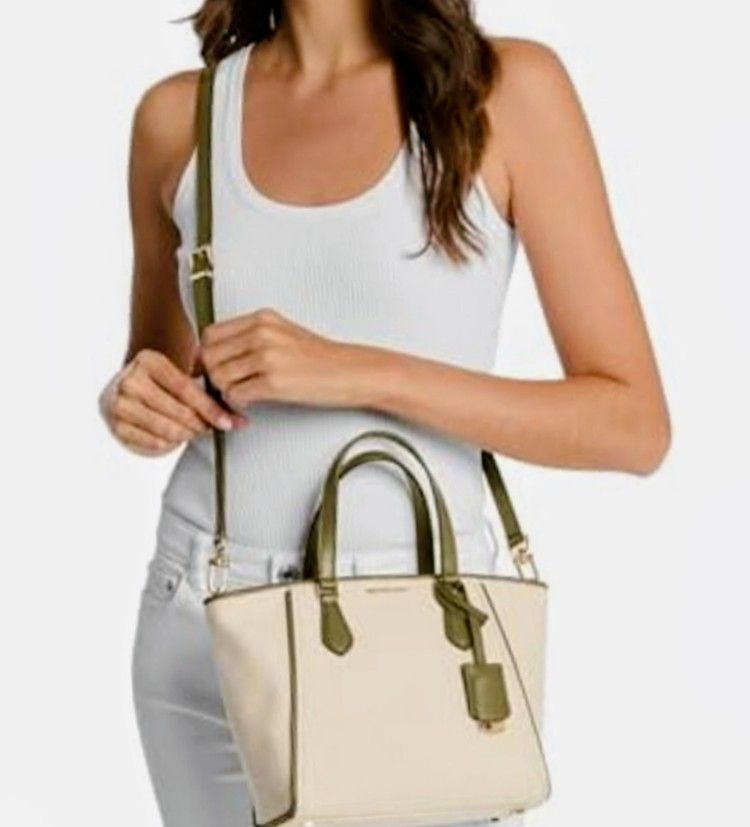Michael Kors NWT Cream and Olive Tote Crossbody Retail $385