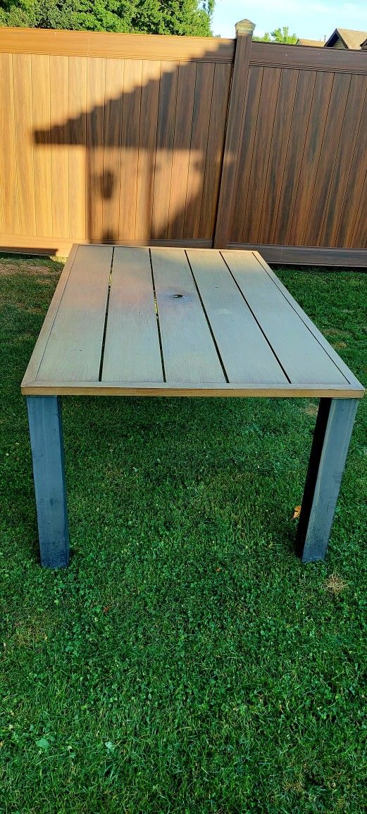 Outdoor Patio Table for Sale in Staten Island, NY OfferUp
